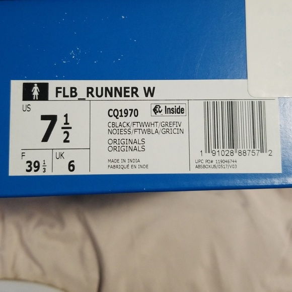 Black Adidas sneakers - Picture 5 of 5